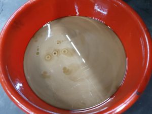 Ce se întâmplă când intră apa în cutia automată?